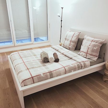 Comme Chez Vous Appartement 2 Chambres 楠泰尔 外观 照片