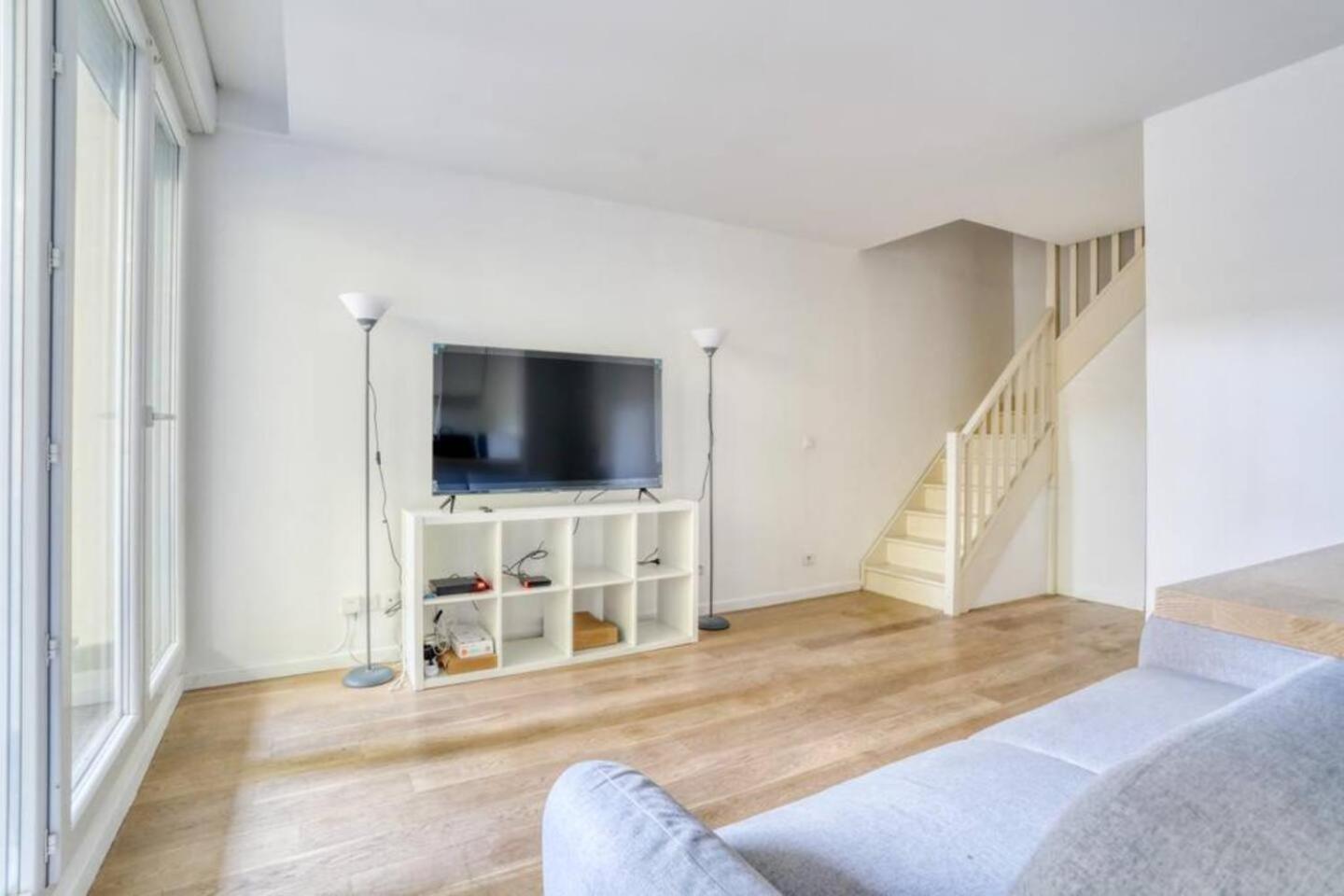 Comme Chez Vous Appartement 2 Chambres 楠泰尔 外观 照片